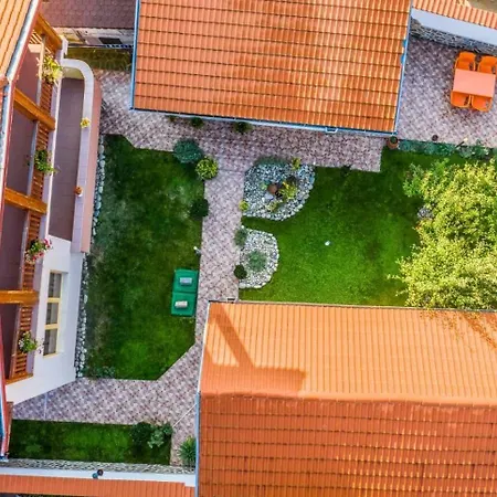Casa de hóspedes бумеранг 3*