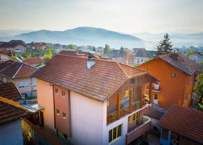 Konukevi бумеранг 3*